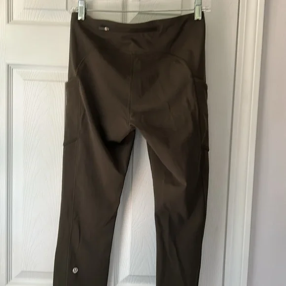 Lululemon Speed Up Tight 31" - Dark Olive sz 8 - Picture 7 of 10